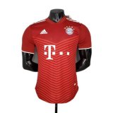 Versione del giocatore maglia Bayern Monaco prima 2022