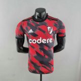 Versione del giocatore maglia River Plate rosso 2023