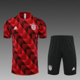 maglia Bayern Monaco formazione rosso 2023