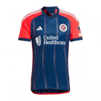 Thai prima maglia New England Revolution 2025