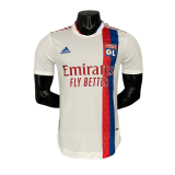 Versione del giocatore maglia Lyon casa 2022